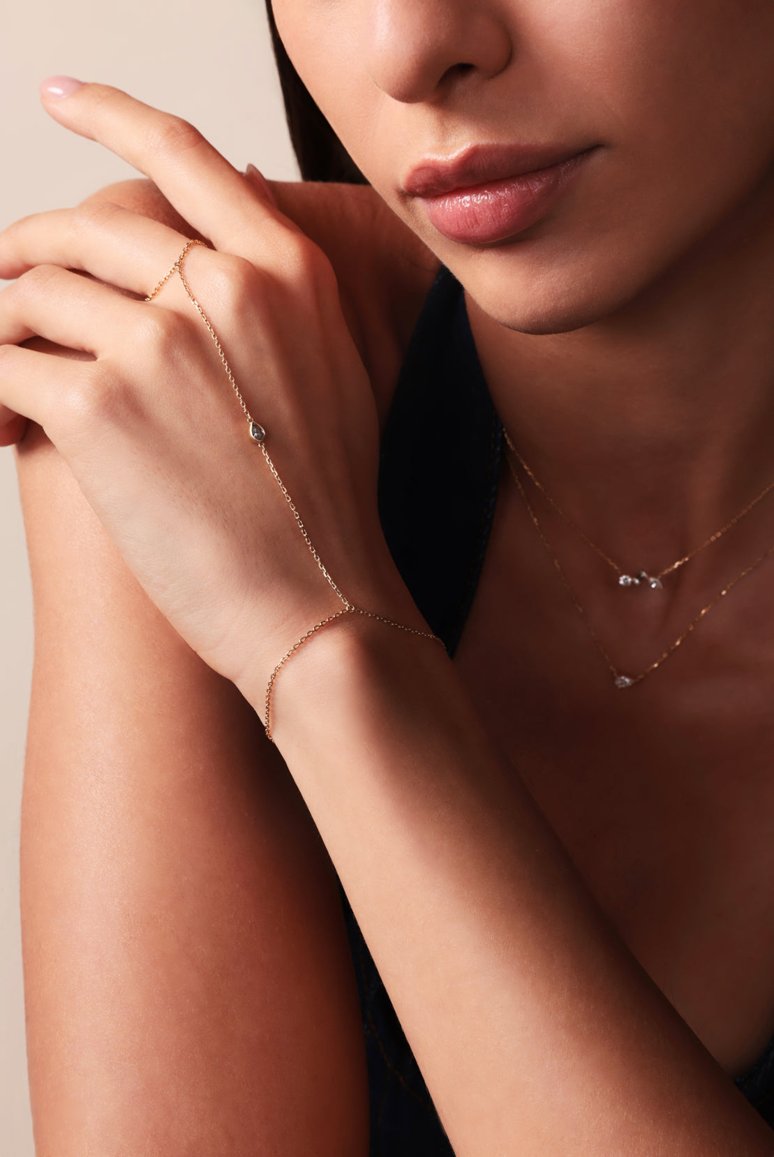 The Luna Hand Chain